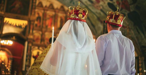 Можно ли беременной женщине венчаться в православной церкви и суеверия